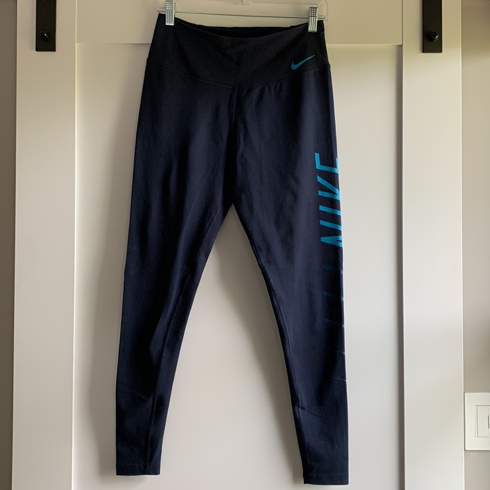 Euc Nike DriFit Navy Blue Athletic Leggings Medium Gem